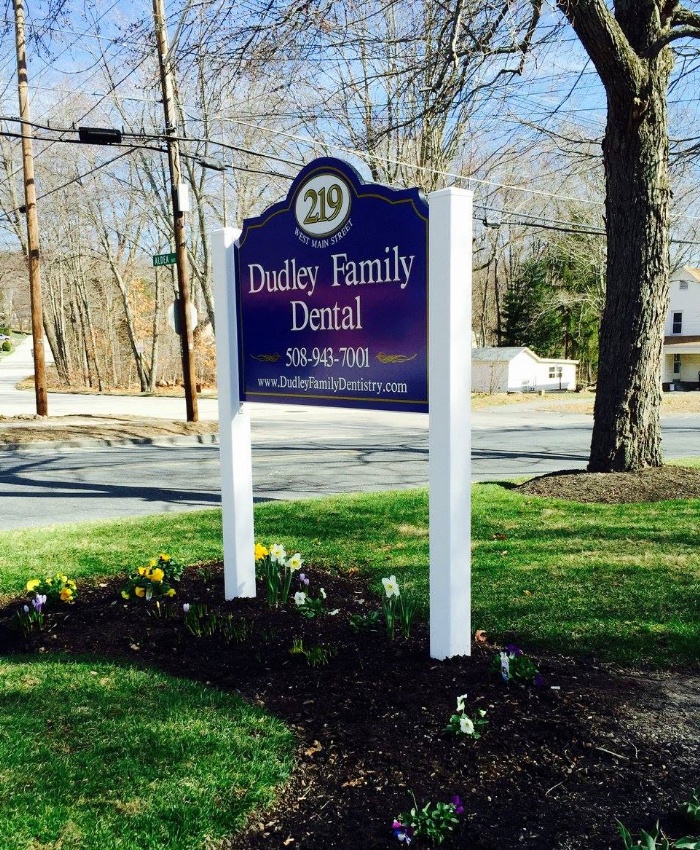 Dudley Family Dental logo